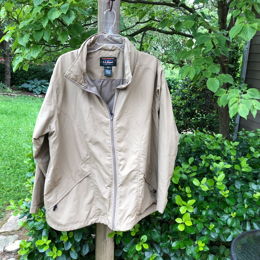 Tan light weight jacket with a hood